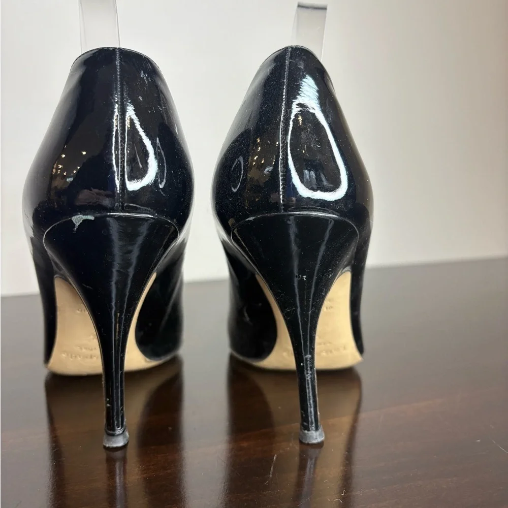 Kate Spade New York Black Patent Leather Pointed Toe Pumps - Size 7.5B